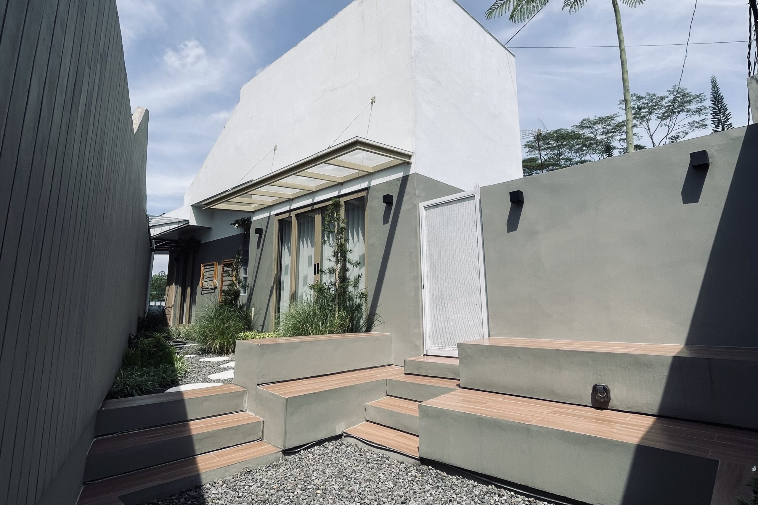 8. Taman (4)