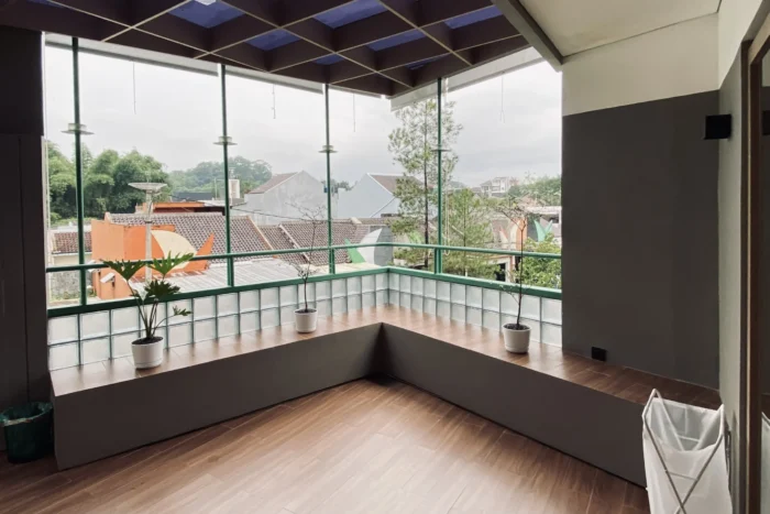Ngumbara House